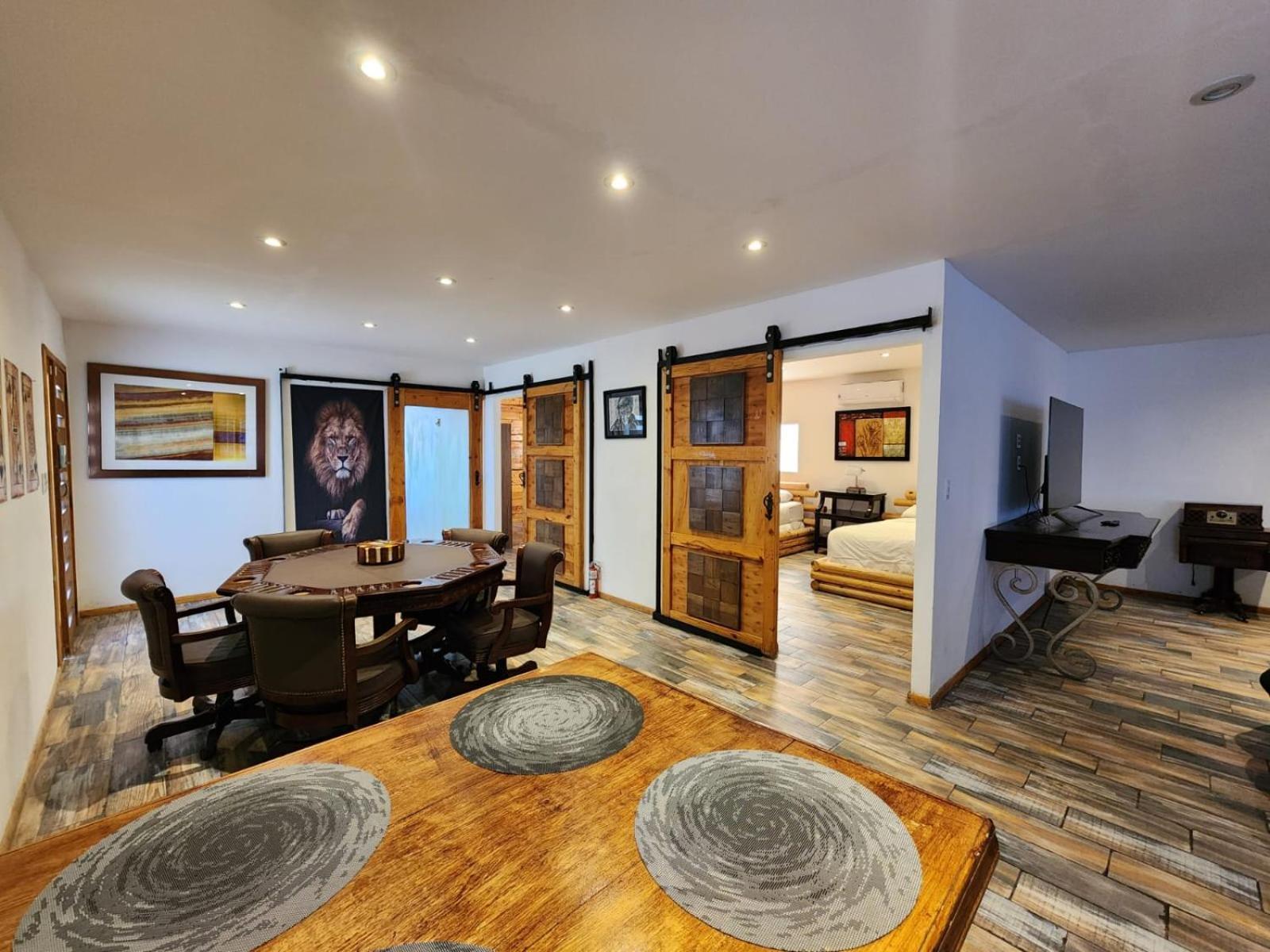 The Royal Suite Tijuana Ngoại thất bức ảnh